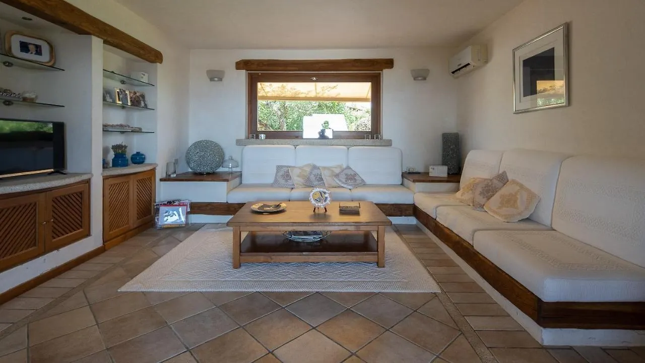 Welcomely - Villa Acqua Marina Golfo Aranci 0*,  Italy